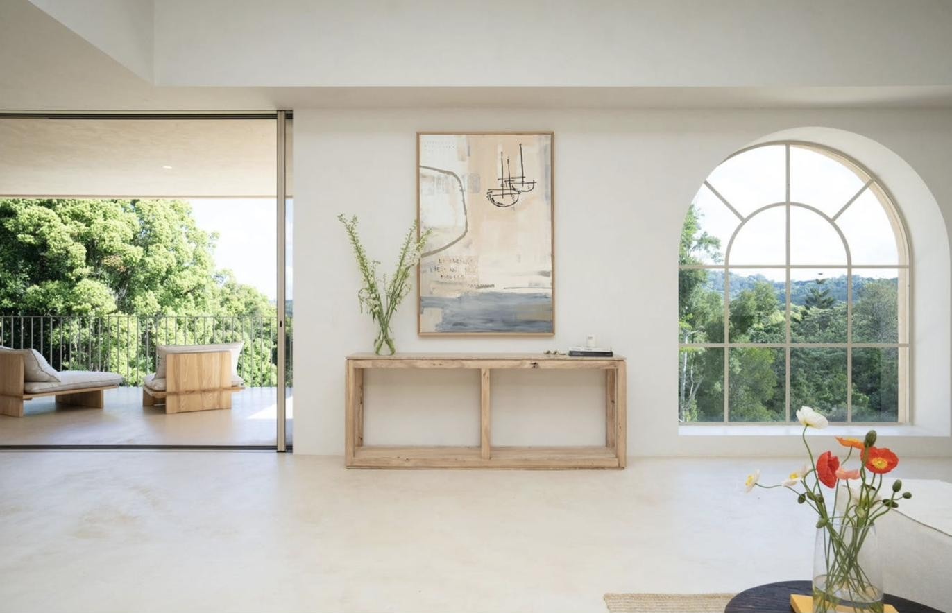Living and dining space beneath an arched window, Komorebi Home