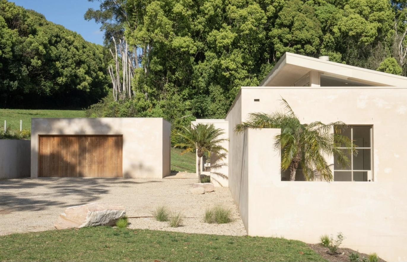 Exterior side entrance with palm, Komorebi Home